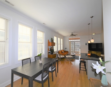 2108 N California Avenue - Photo Thumbnail 4