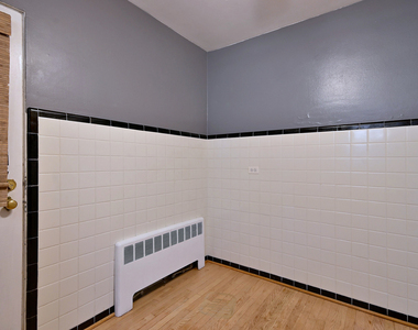 1112 N Harlem Avenue - Photo Thumbnail 10