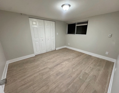 14635 Woodlawn Avenue - Photo Thumbnail 18