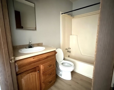 56 1/2 Main Street - Photo Thumbnail 3