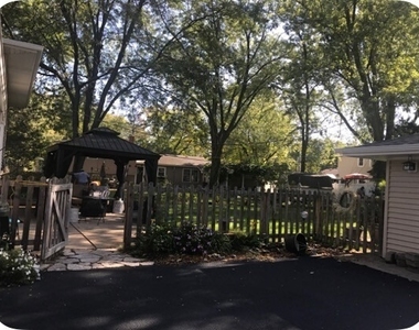 340 Sycamore Drive - Photo Thumbnail 21