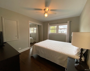 340 Sycamore Drive - Photo Thumbnail 13