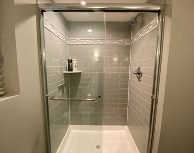 340 Sycamore Drive - Photo Thumbnail 19