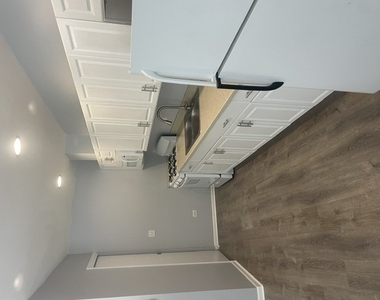 1721 Sheridan Road - Photo Thumbnail 1
