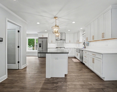 509 Ticonderoga Lane - Photo Thumbnail 7