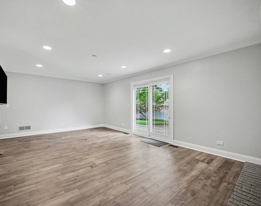 509 Ticonderoga Lane - Photo Thumbnail 10