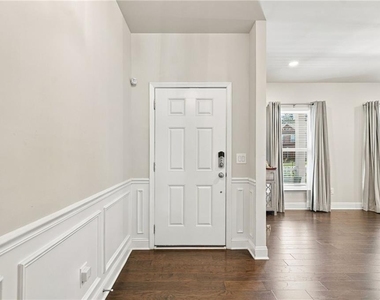 3020 Bowline Drive - Photo Thumbnail 5
