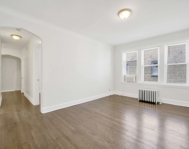 4406 W Altgeld Street - Photo Thumbnail 3