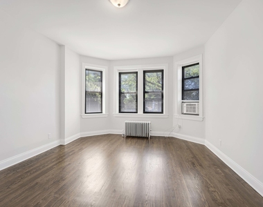 4406 W Altgeld Street - Photo Thumbnail 9