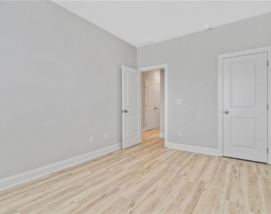 1342 Parc Bench Road - Photo Thumbnail 7
