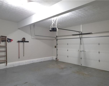 2377 Fawn Hollow Court - Photo Thumbnail 18