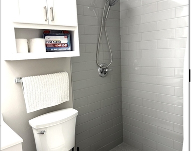2108 Navarone Drive - Photo Thumbnail 8