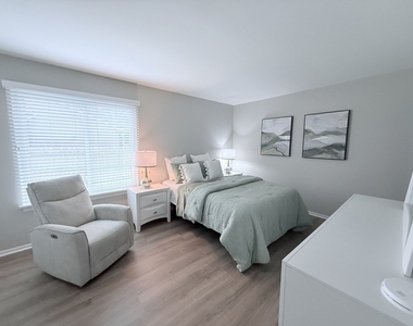 2108 Navarone Drive - Photo Thumbnail 5