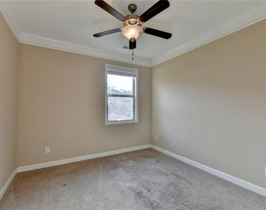 4440 Sanderling Street - Photo Thumbnail 27