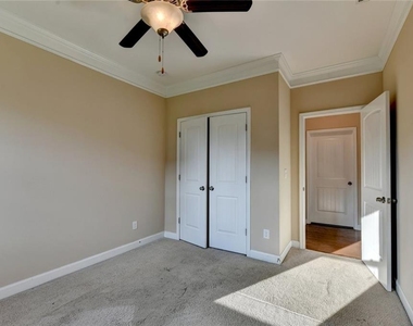 4440 Sanderling Street - Photo Thumbnail 30