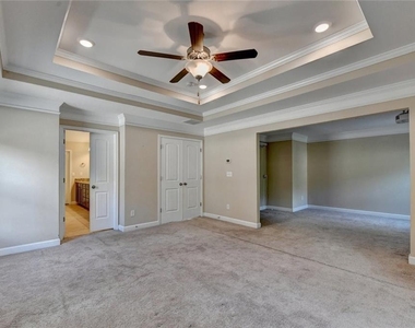4440 Sanderling Street - Photo Thumbnail 35
