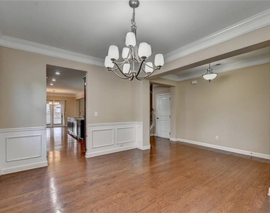 4440 Sanderling Street - Photo Thumbnail 7