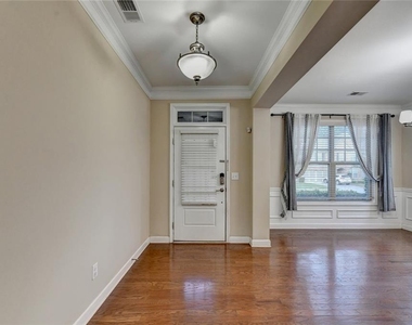 4440 Sanderling Street - Photo Thumbnail 2