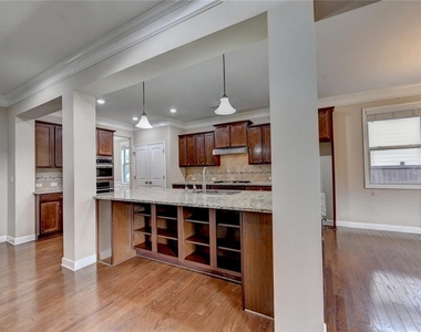 4440 Sanderling Street - Photo Thumbnail 14