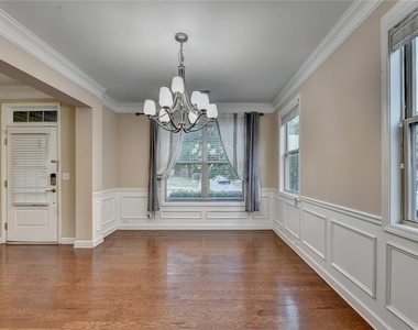 4440 Sanderling Street - Photo Thumbnail 6