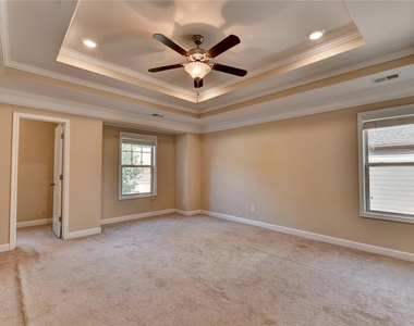 4440 Sanderling Street - Photo Thumbnail 32