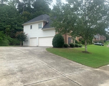 4155 Riverglen Circle - Photo Thumbnail 3