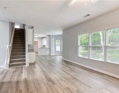 355 Lamme Chase - Photo Thumbnail 9