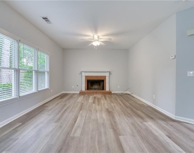355 Lamme Chase - Photo Thumbnail 6