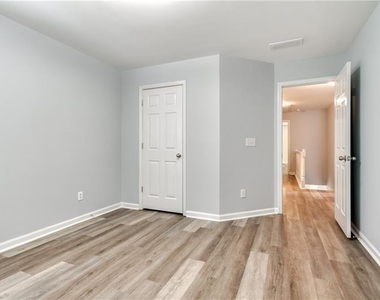355 Lamme Chase - Photo Thumbnail 24