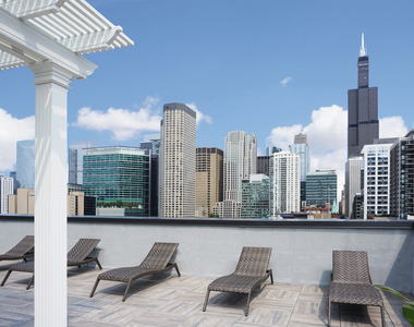 812 W Adams Street - Photo Thumbnail 7
