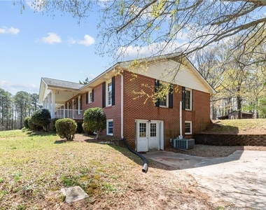 1560 Sever Road - Photo Thumbnail 60