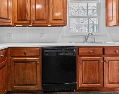 1560 Sever Road - Photo Thumbnail 12