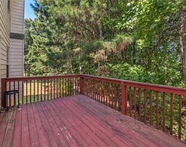 902 Whitfield Oak Road - Photo Thumbnail 21