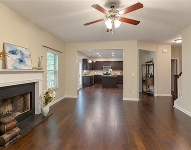 902 Whitfield Oak Road - Photo Thumbnail 1