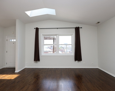 519 S Maplewood Avenue - Photo Thumbnail 2