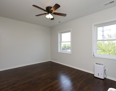 519 S Maplewood Avenue - Photo Thumbnail 9