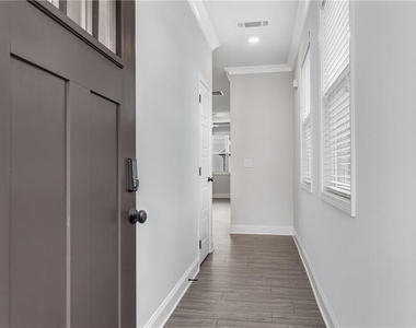 4574 Cypress Park Drive - Photo Thumbnail 4