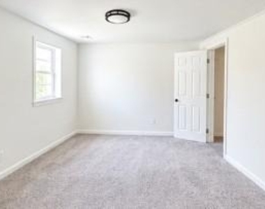 801 Peeples Valley Road Nw - Photo Thumbnail 5