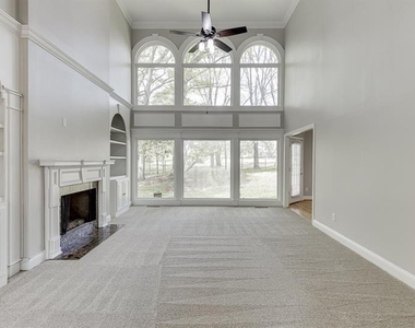 9345 Riverclub Parkway - Photo Thumbnail 4