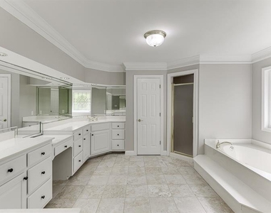 9345 Riverclub Parkway - Photo Thumbnail 39
