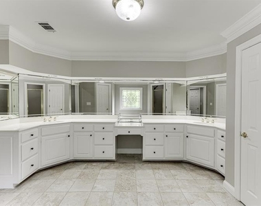 9345 Riverclub Parkway - Photo Thumbnail 41