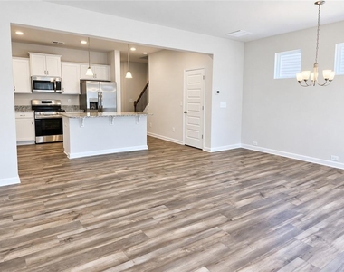 265 Dupont Drive - Photo Thumbnail 3