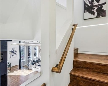 204 South Avenue Se - Photo Thumbnail 20