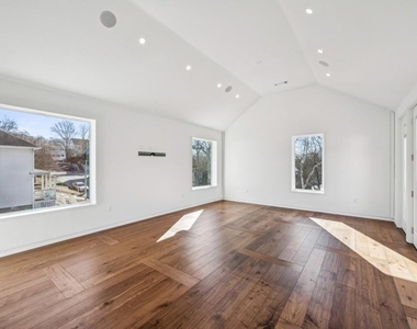 204 South Avenue Se - Photo Thumbnail 29