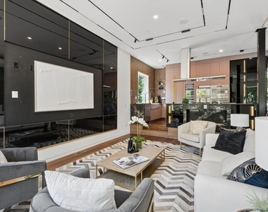 204 South Avenue Se - Photo Thumbnail 1
