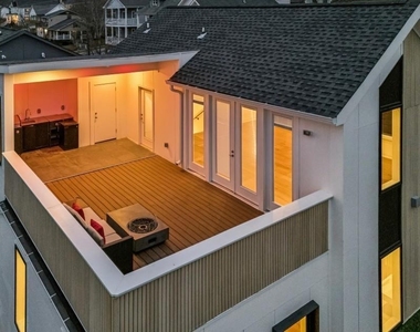 204 South Avenue Se - Photo Thumbnail 37