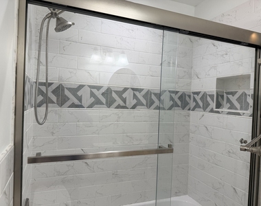 1312 Coventry Circle - Photo Thumbnail 13