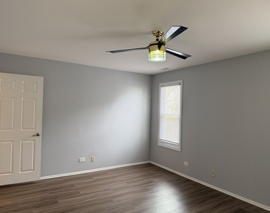 1312 Coventry Circle - Photo Thumbnail 16