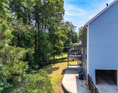 1428 Brookcliff Drive - Photo Thumbnail 3