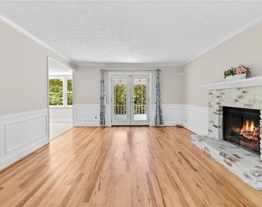 1428 Brookcliff Drive - Photo Thumbnail 15